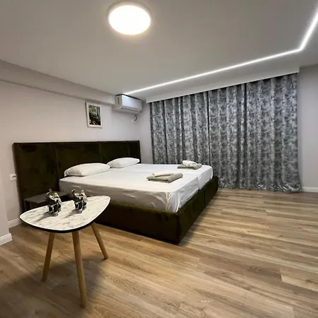 Estel Tirana